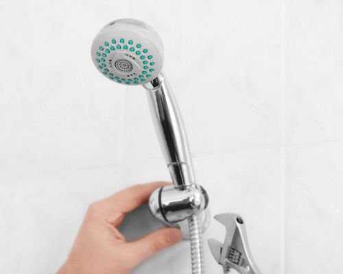 leaking-shower-repair-St-Clair